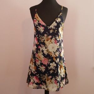 Tobi Floral Shift Dress